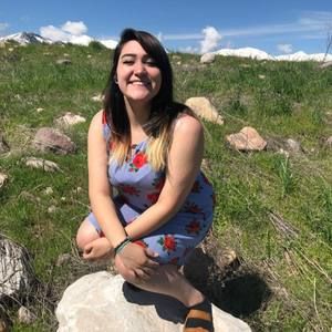 Meet your Posher, Daniela